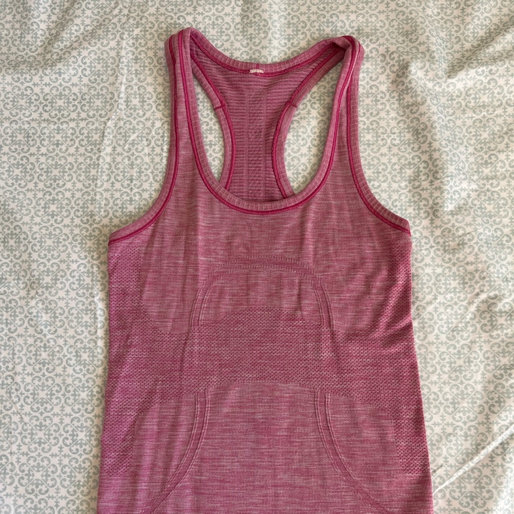 Lulu Lemon tank